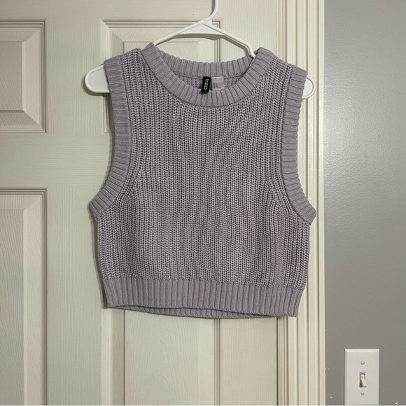 Purple sweater vest - Picture 1 of 1